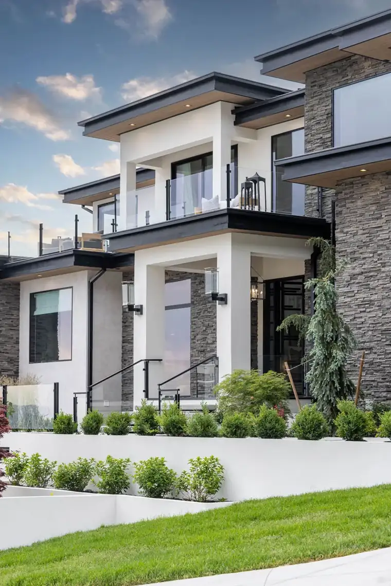 The Alpine Horizon by Raykon Construction