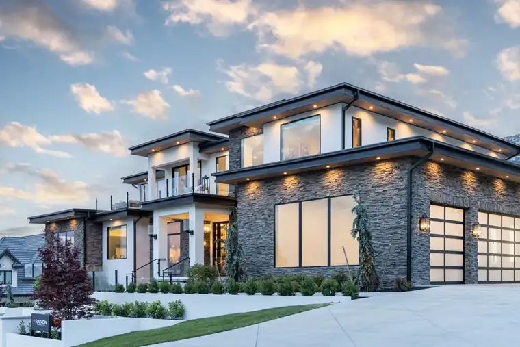 The Alpine Horizon by Raykon Construction