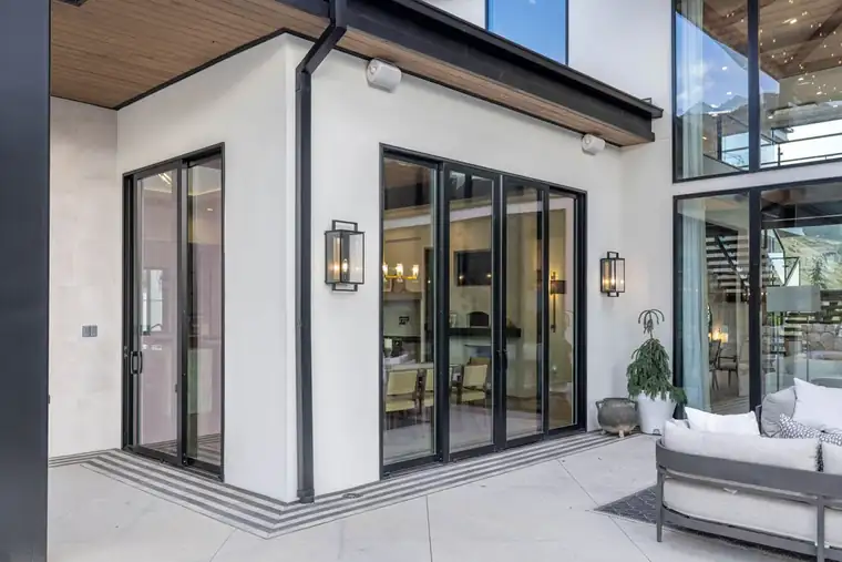 The Alpine Horizon by Raykon Construction