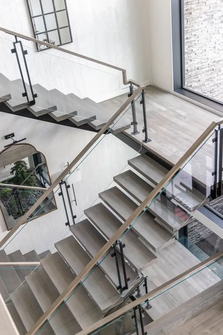 The Alpine Horizon by Raykon Construction