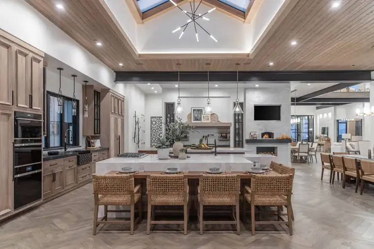 The Alpine Horizon by Raykon Construction