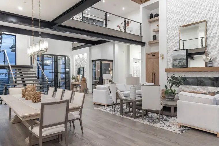 The Alpine Horizon by Raykon Construction