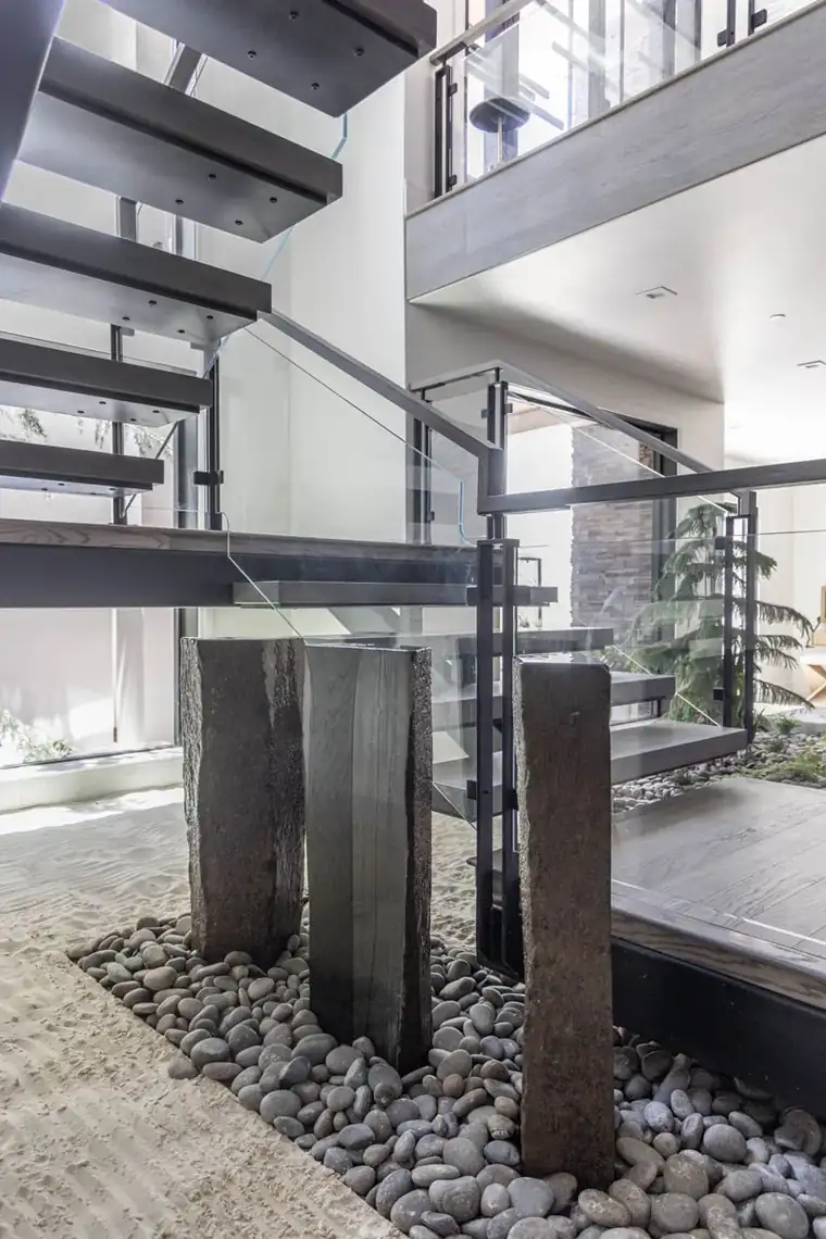 The Alpine Horizon by Raykon Construction