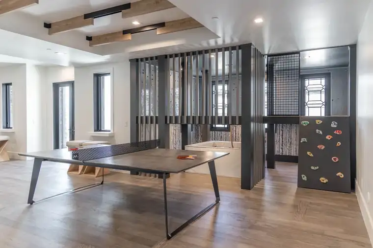 The Alpine Horizon by Raykon Construction