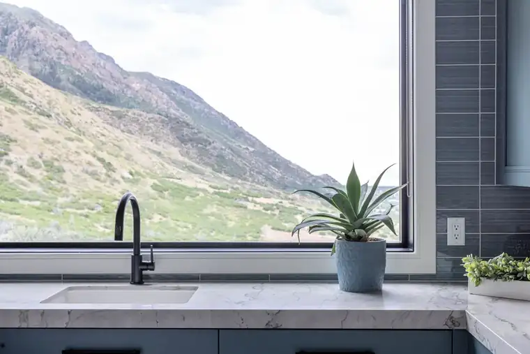 The Alpine Horizon by Raykon Construction