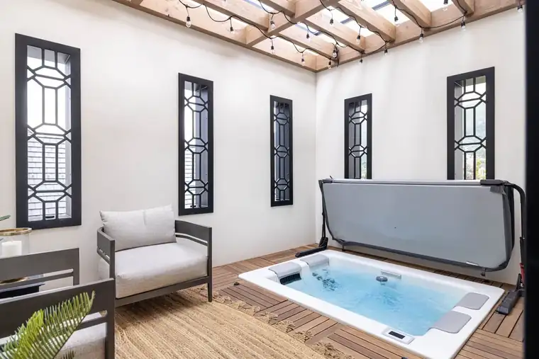 The Alpine Horizon by Raykon Construction