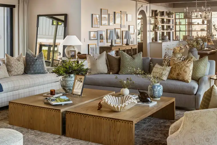 Auberge de la Famille by Raykon Construction
