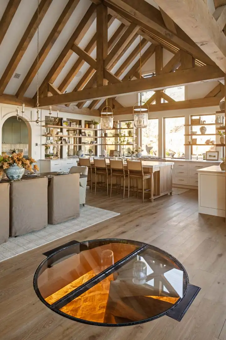 Auberge de la Famille by Raykon Construction