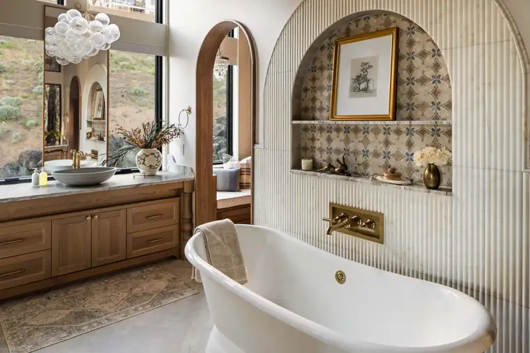 Auberge de la Famille by Raykon Construction