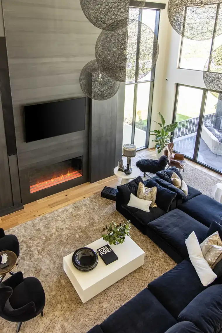 The Baccarat by Raykon Construction