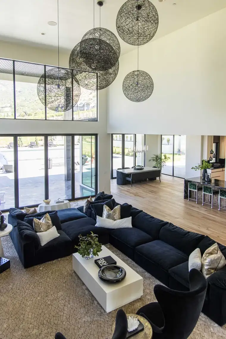 The Baccarat by Raykon Construction