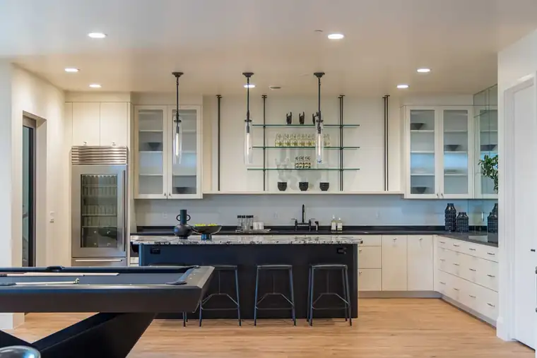 The Baccarat by Raykon Construction