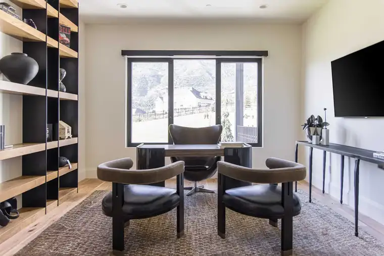 The Baccarat by Raykon Construction