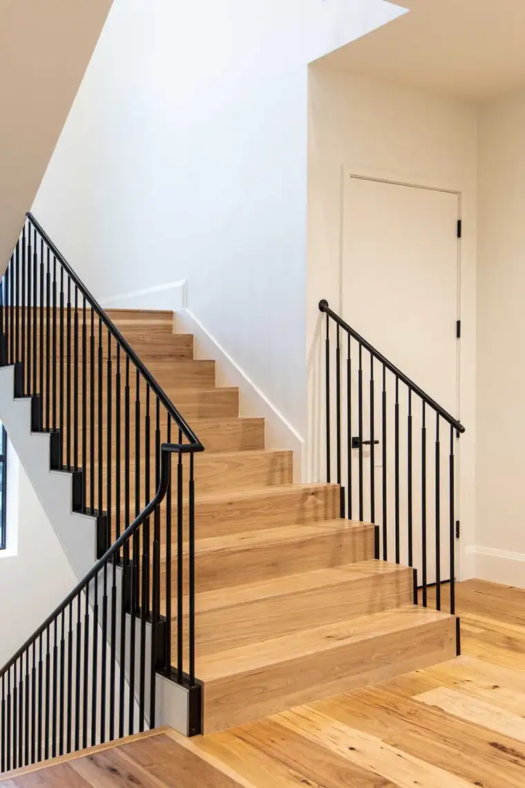The Baccarat by Raykon Construction