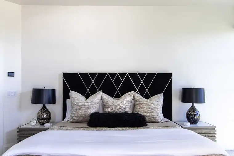 The Baccarat by Raykon Construction