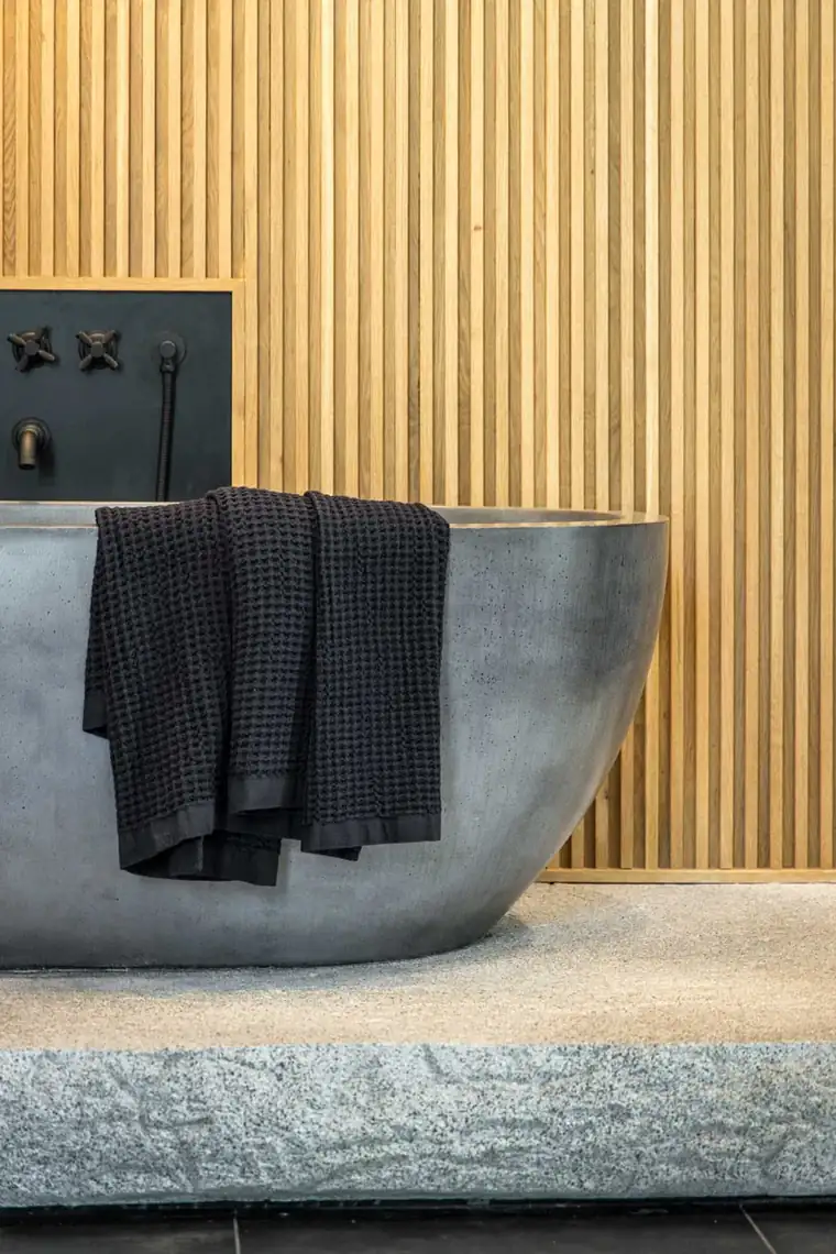 The Baccarat by Raykon Construction