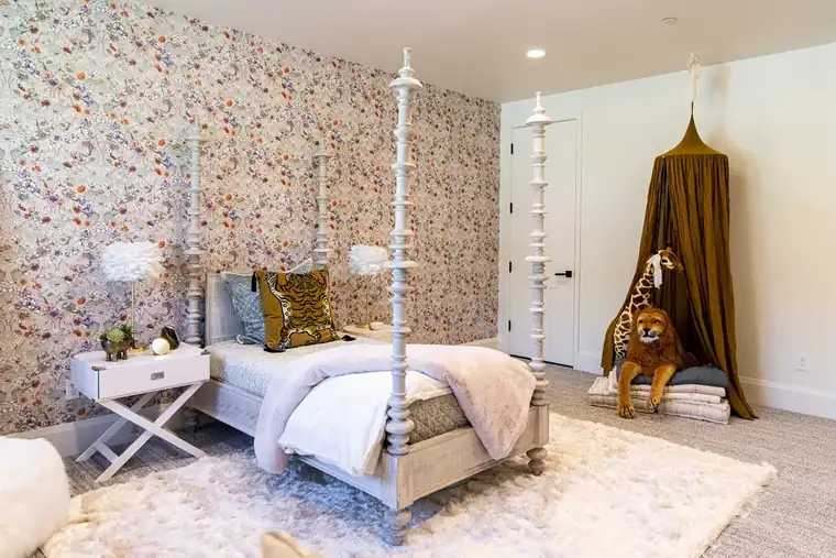 The Baccarat by Raykon Construction