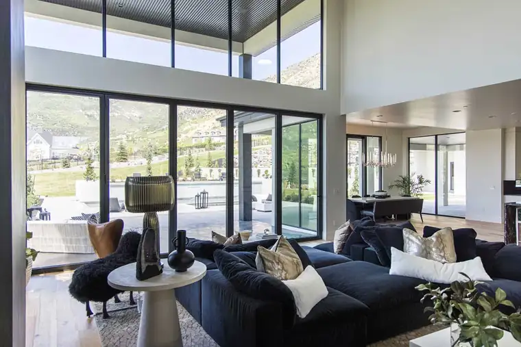 The Baccarat by Raykon Construction
