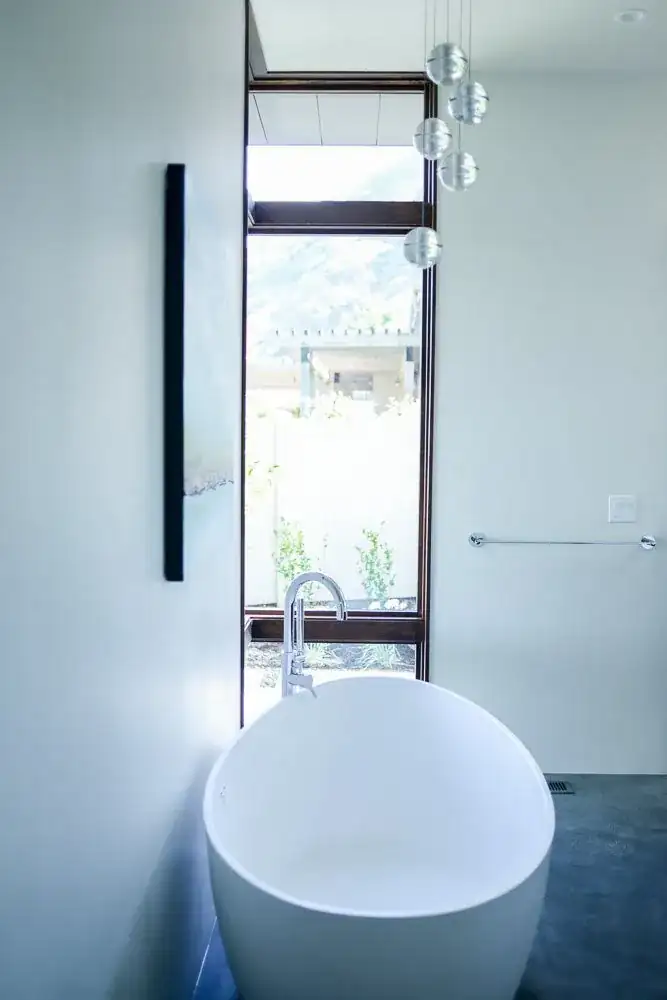 Bathrooms by Raykon Construction