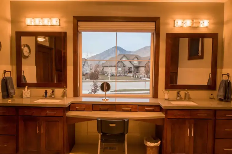 Bathrooms by Raykon Construction
