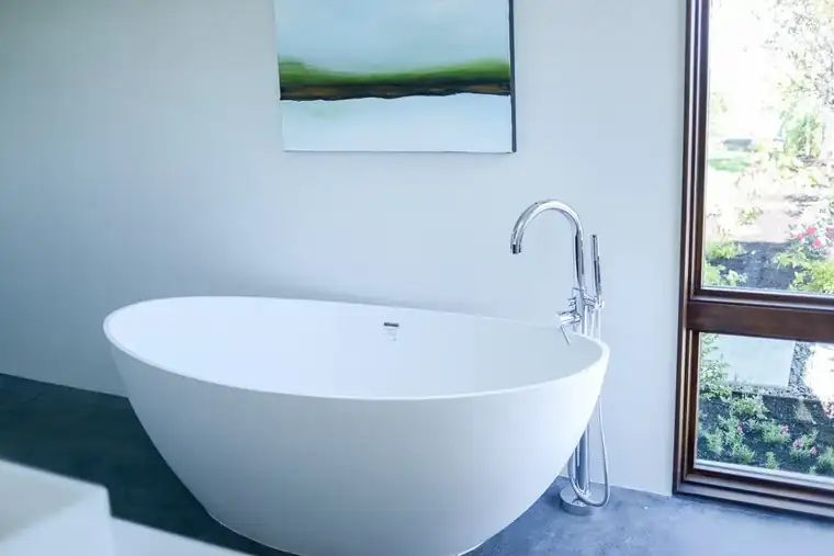 Bathrooms by Raykon Construction
