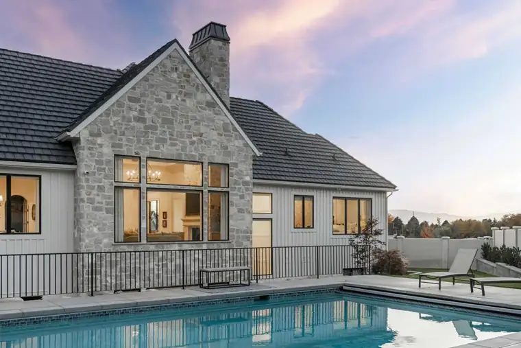 The Canyon Terrace by Raykon Construction