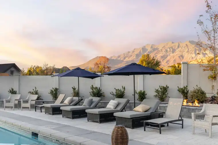 The Canyon Terrace by Raykon Construction
