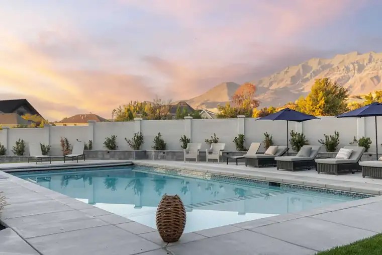 The Canyon Terrace by Raykon Construction