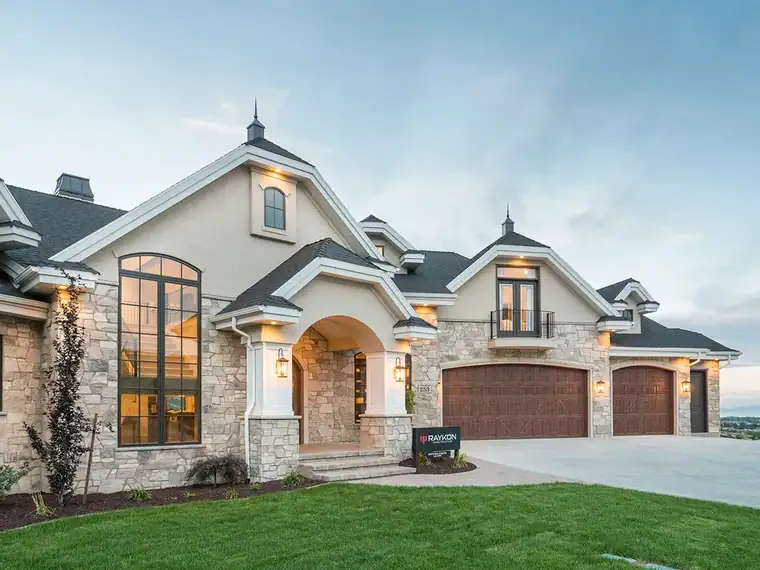 Deer Crest Circle by Raykon Construction