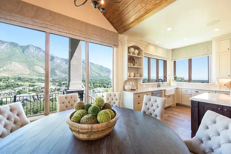 Deer Crest Circle by Raykon Construction