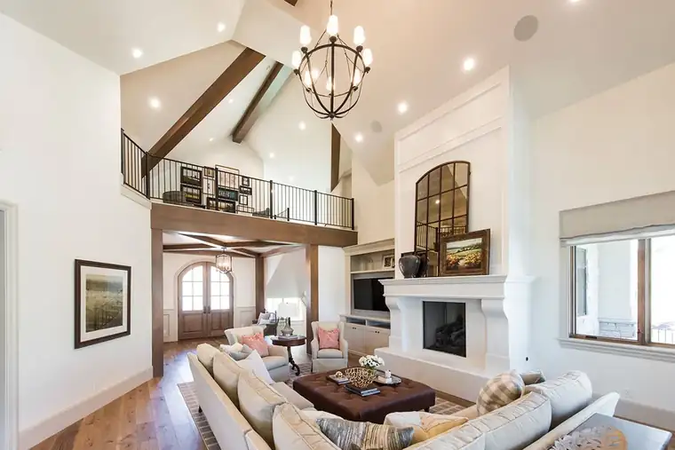 Deer Crest Circle by Raykon Construction