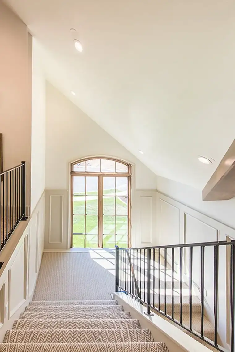 Deer Crest Circle by Raykon Construction