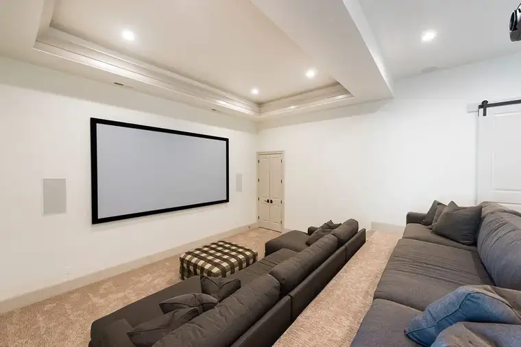Deer Crest Circle by Raykon Construction
