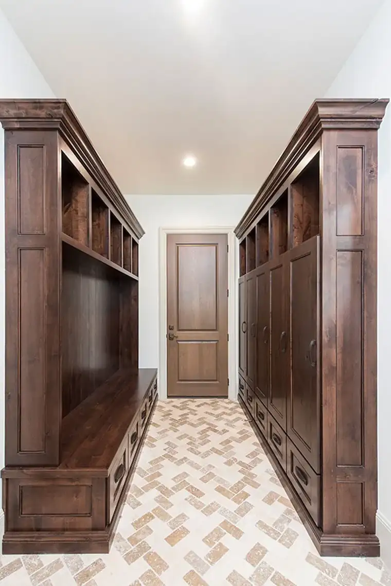 Deer Crest Circle by Raykon Construction