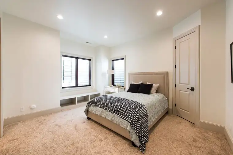 Deer Crest Circle by Raykon Construction