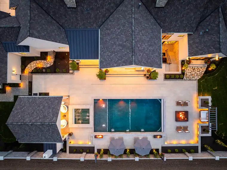 The European Chic by Raykon Construction