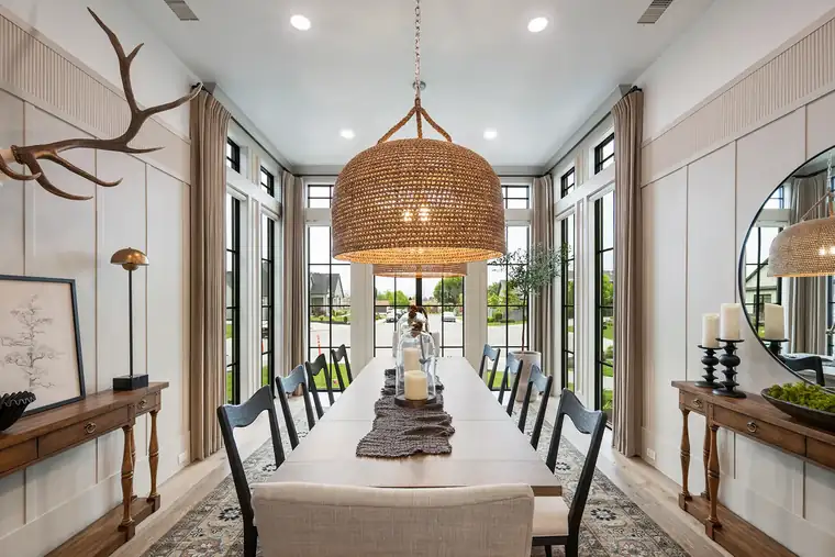 The European Chic by Raykon Construction
