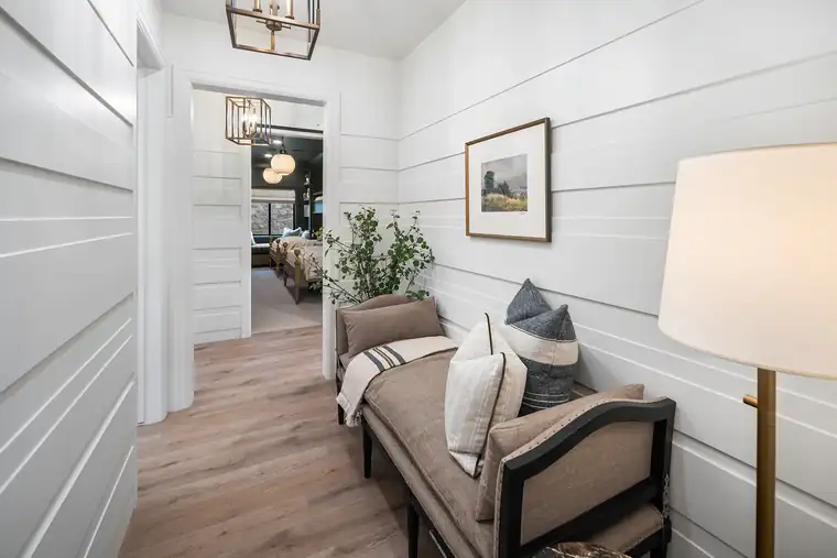 The European Chic by Raykon Construction