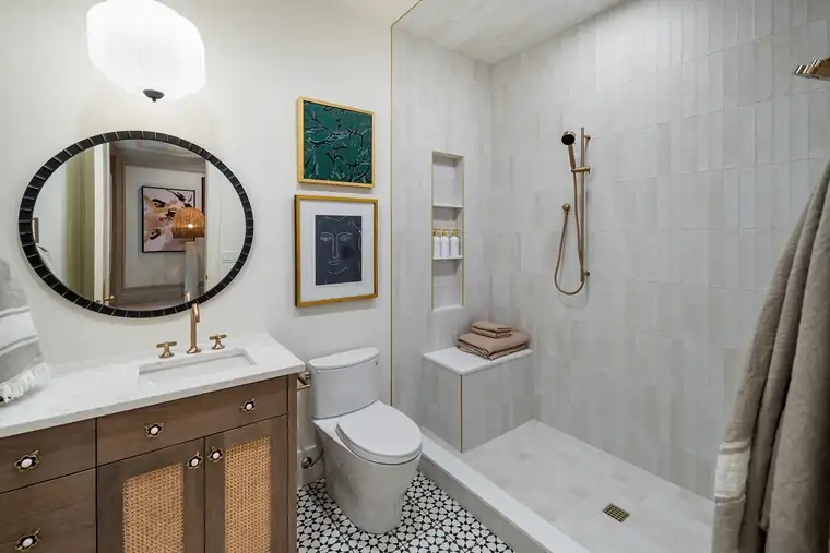 The European Chic by Raykon Construction