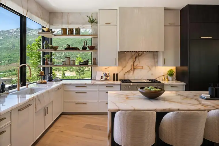 The Evergreen Summit by Raykon Construction