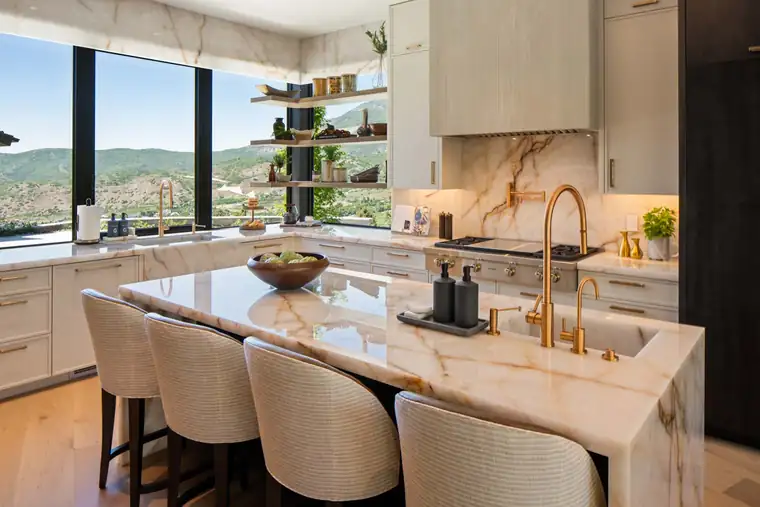 The Evergreen Summit by Raykon Construction