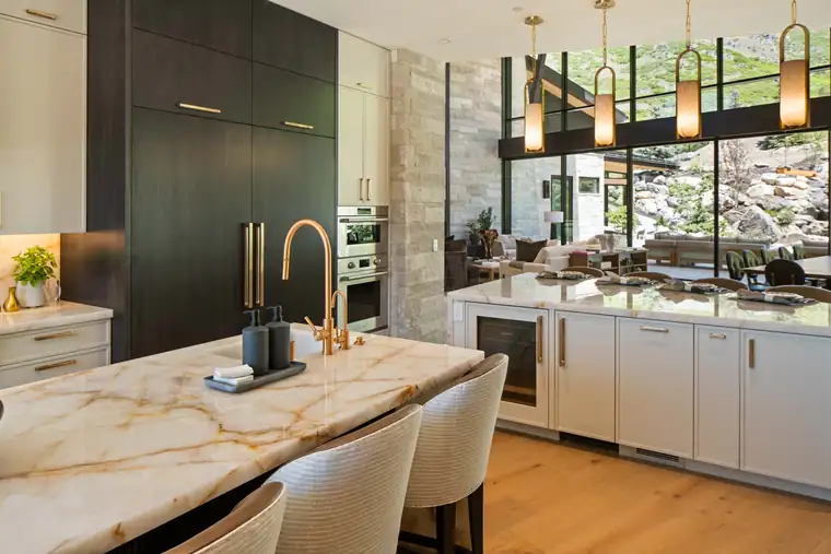 The Evergreen Summit by Raykon Construction