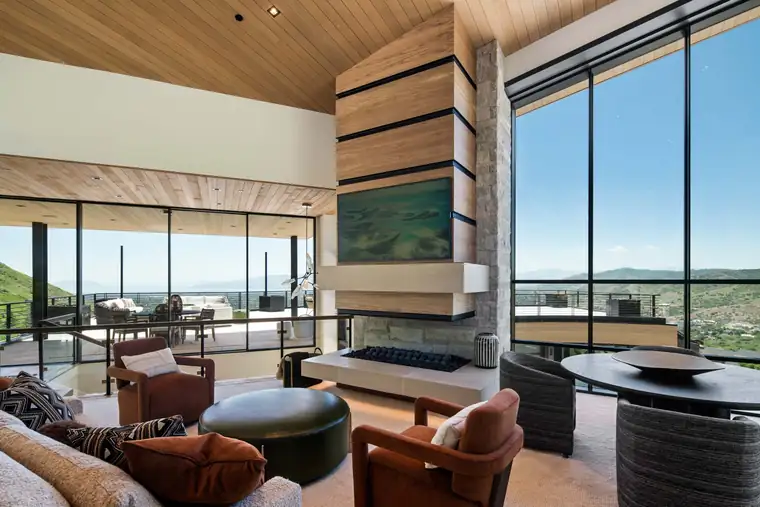 The Evergreen Summit by Raykon Construction