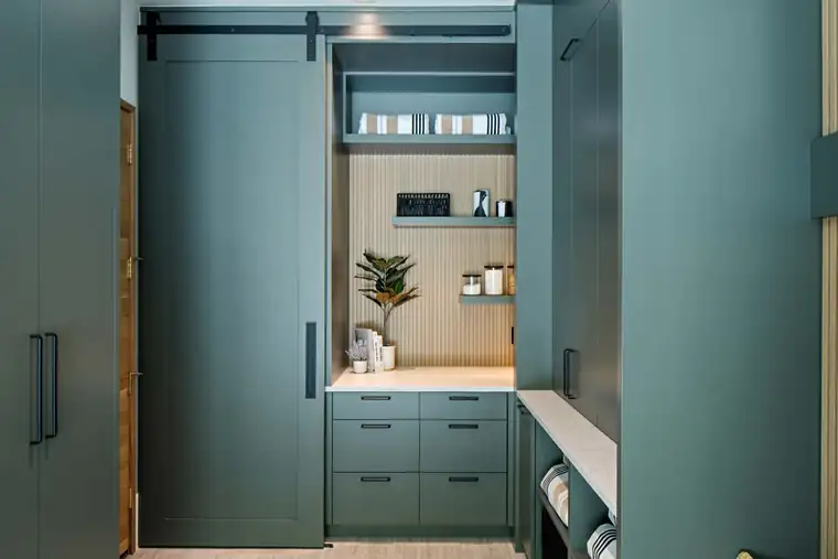 The Evergreen Summit by Raykon Construction