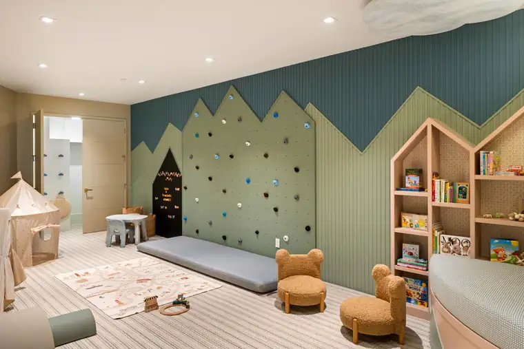 The Evergreen Summit by Raykon Construction