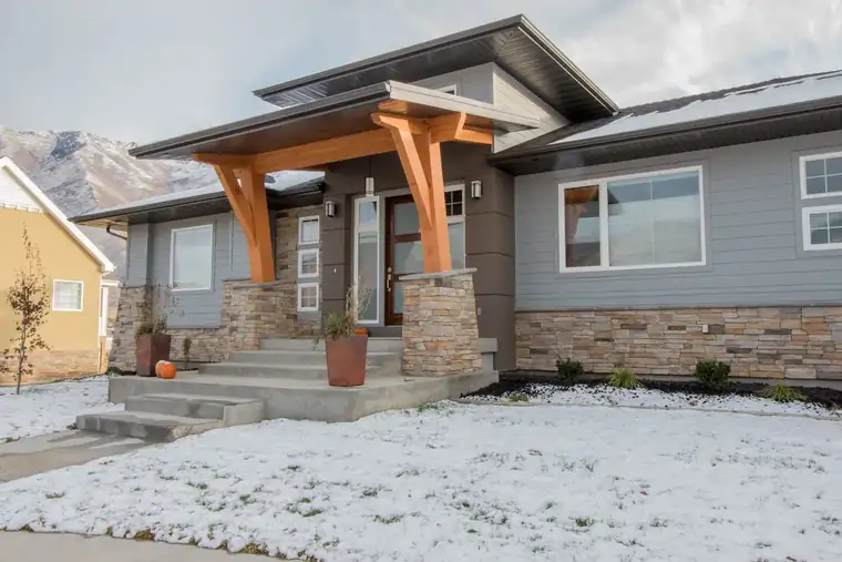 Home Exteriors by Raykon Construction