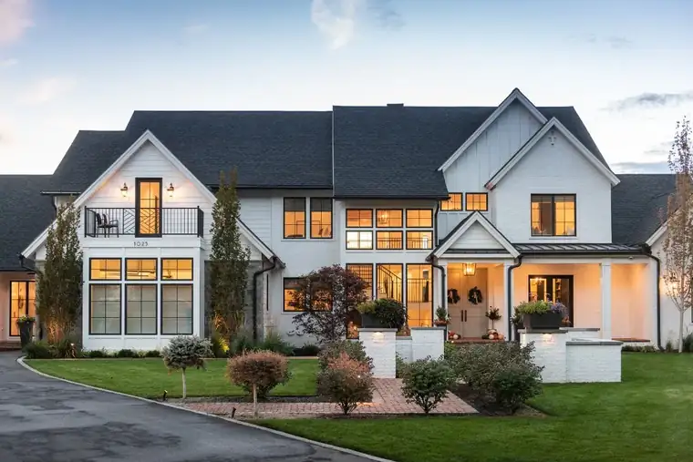 The Grove Farmhouse by Raykon Construction