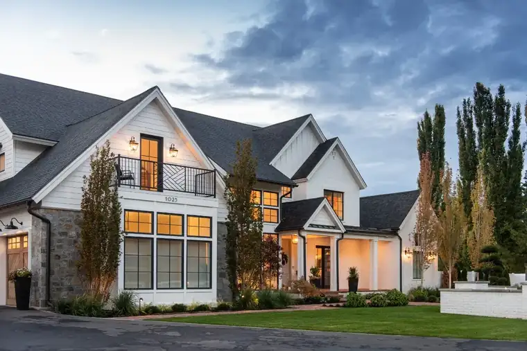 The Grove Farmhouse by Raykon Construction