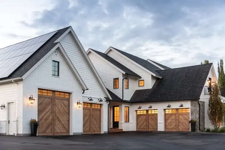 The Grove Farmhouse by Raykon Construction