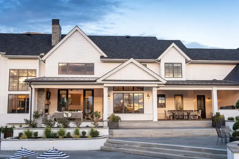 The Grove Farmhouse by Raykon Construction